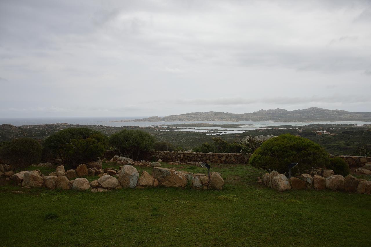 Villa Sprafundu La Maddalena  Bagian luar foto