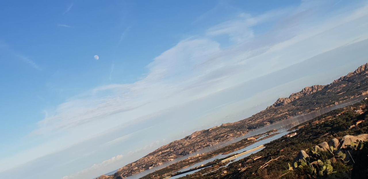 Villa Sprafundu La Maddalena  Bagian luar foto