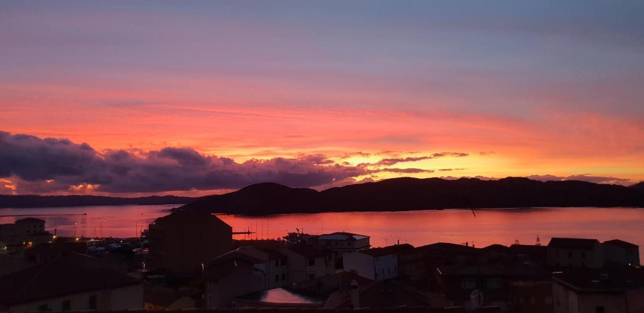 Villa Sprafundu La Maddalena  Bagian luar foto